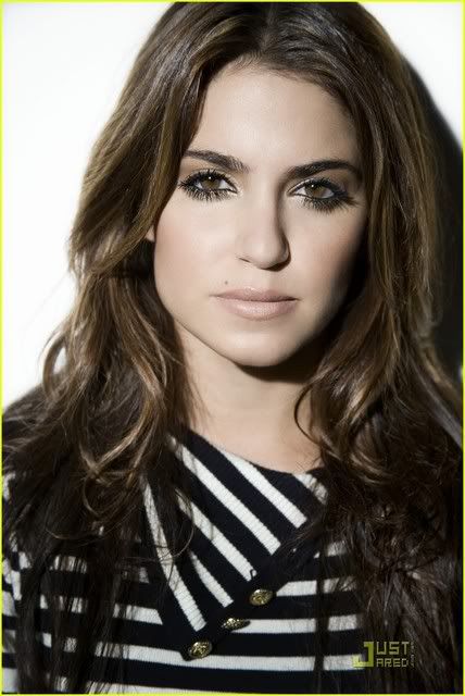 Nikki Reed - Picture Hot