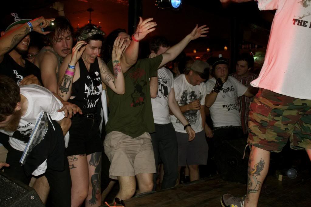 crowd lil ugly mane chaos in tejas