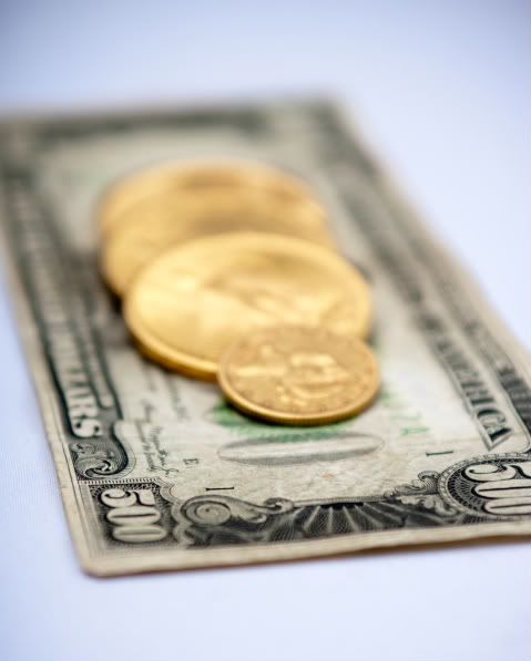 IMAGE: http://i651.photobucket.com/albums/uu238/sonorabound/bokeh1of1.jpg